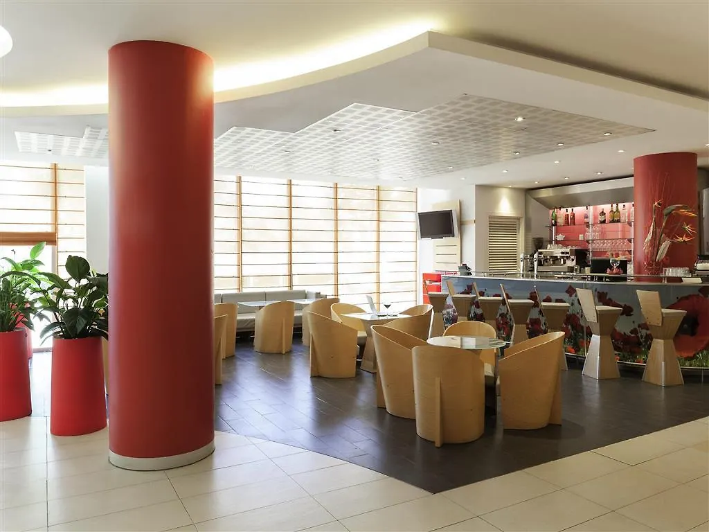 Ibis Barcelona Aeropuerto Viladecans 0*,