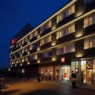 Ibis Barcelona Aeropuerto Виладеканс Испания